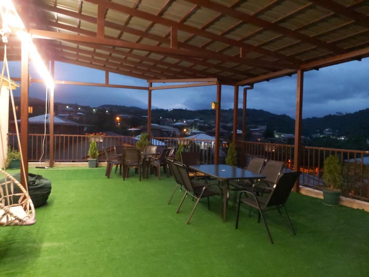 Guest House Royal Comfort With Terrace Κουτάισι Εξωτερικό φωτογραφία